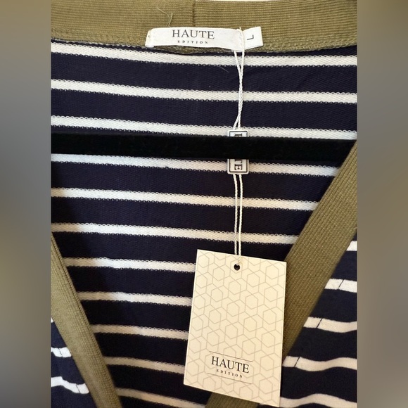 NWT Haute Edition Long Sleeve Stripe Snap Front Cardigan in Size Large - Picture 4 of 7